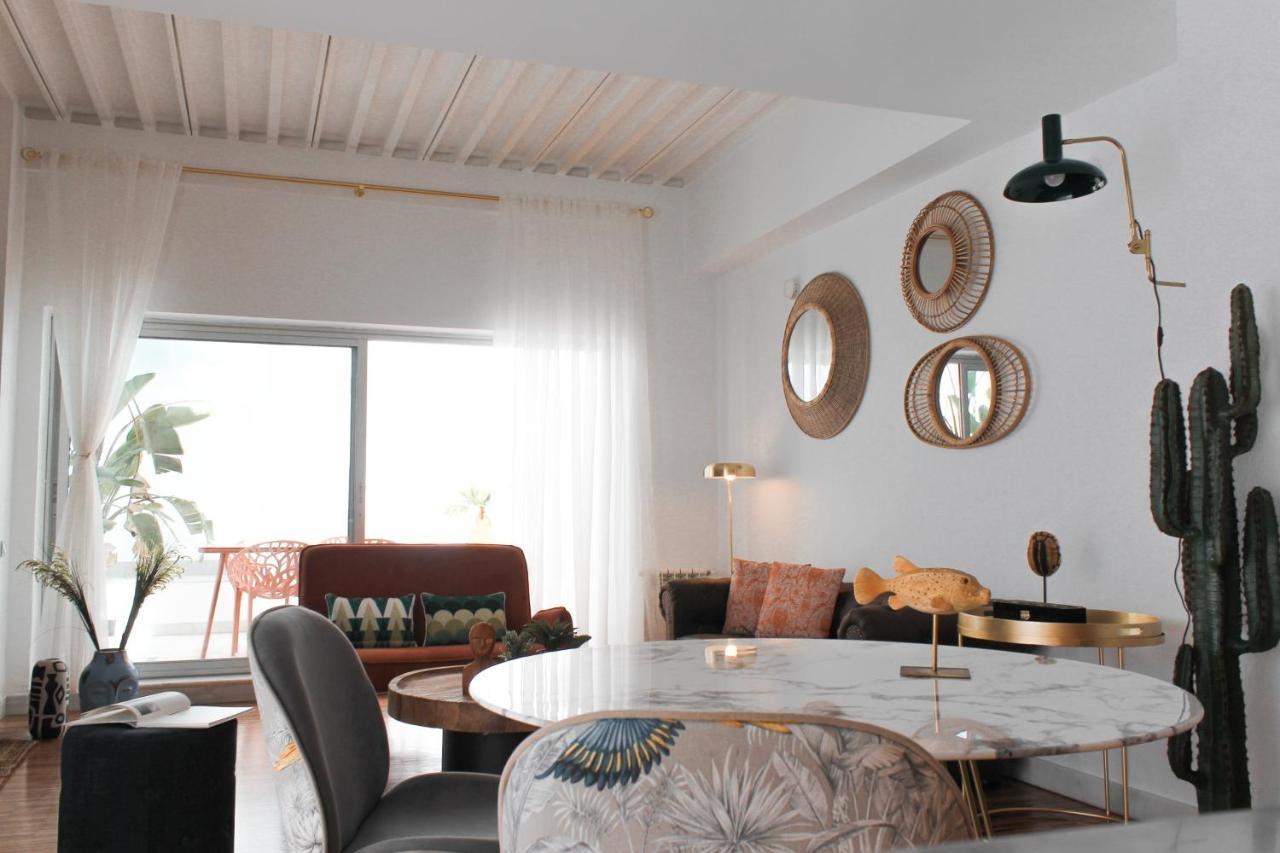 Monkeys Luxury Alfalfa Terrace Siviglia